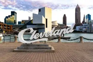 Advantages of Investing in the Cleveland Residential Market with US financing for foreigners